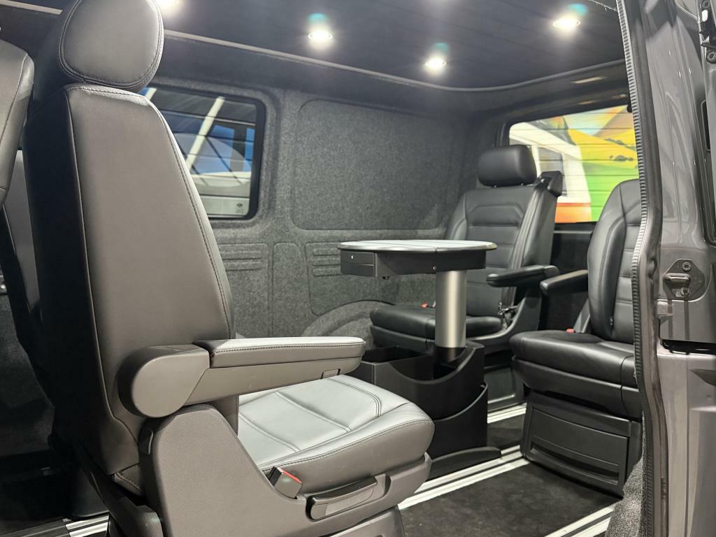 Volkswagen Transporter With Popup Roof-rockroll-hob-sink  #15