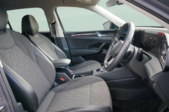 Volkswagen Tiguan 2024 1.5 Etsi Mhev Match Suv Hybrid Dsg VN24OTV Grey #2