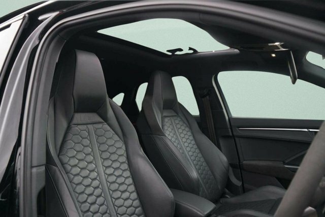 Audi RS Q3 2021 2.5 Tfsi Audi Sport Edition Sportback Pet Black #2