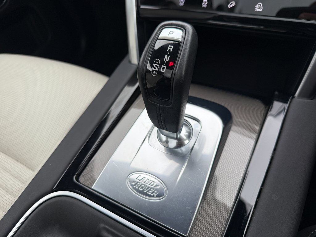 Land Rover Discovery Sport Automatic Black #42
