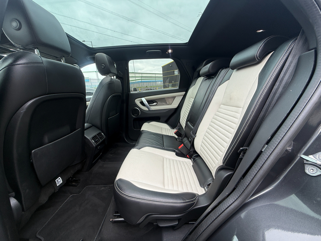 Land Rover Discovery Sport Automatic Black #16
