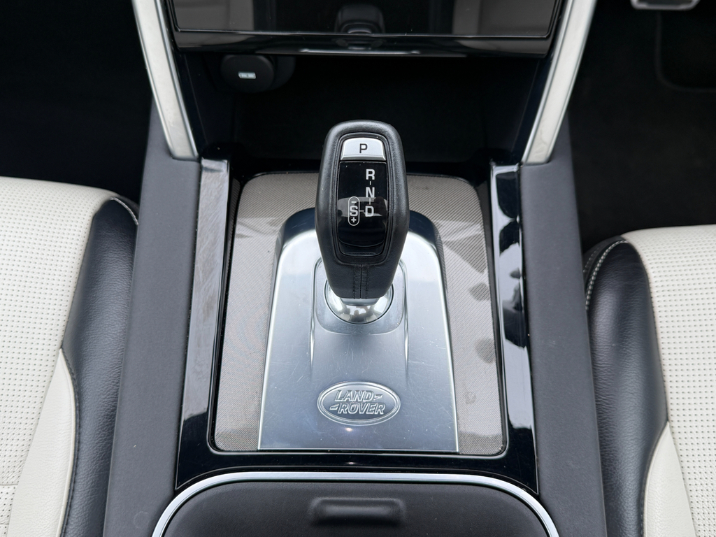 Land Rover Discovery Sport Automatic Black #27