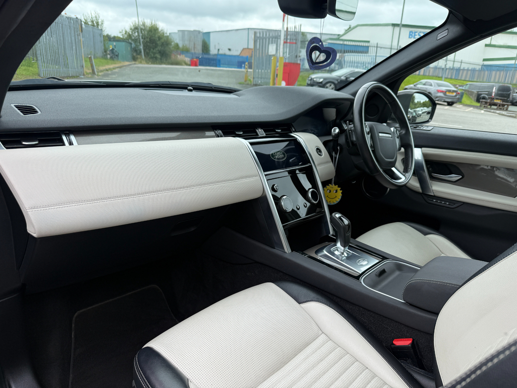 Land Rover Discovery Sport Automatic Black #14