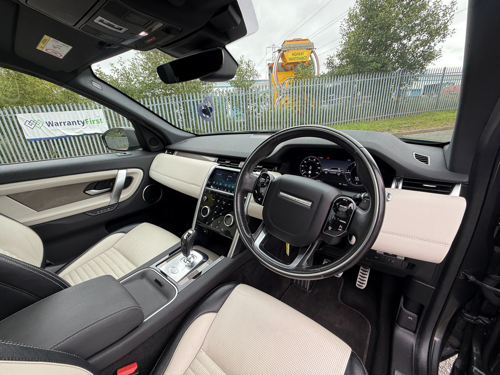 Land Rover Discovery Sport Automatic Black #30