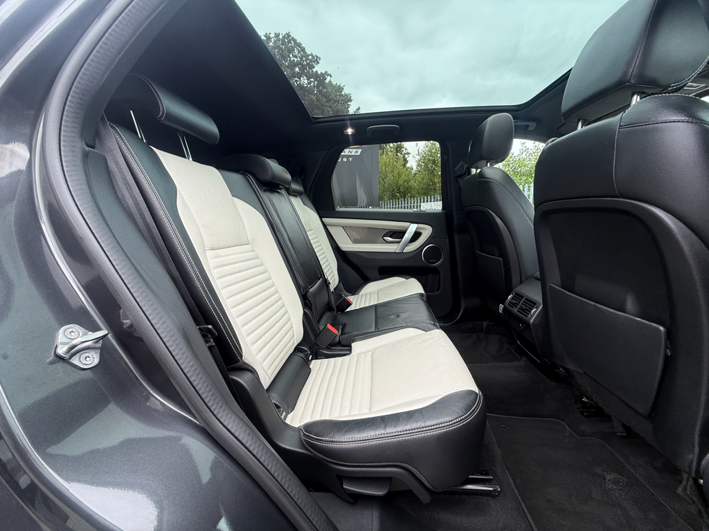 Land Rover Discovery Sport Automatic Black #18