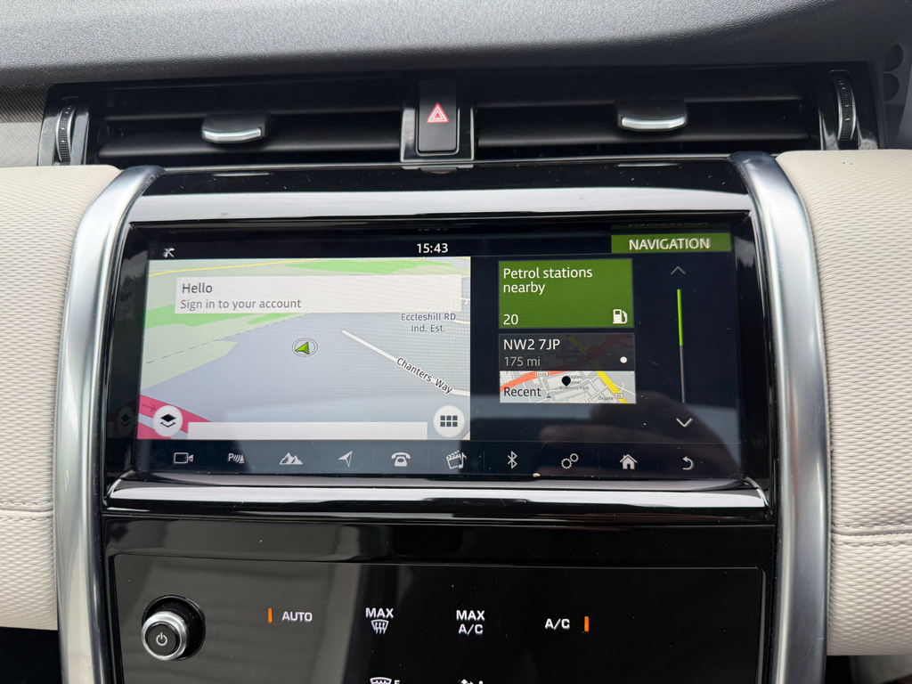 Land Rover Discovery Sport Automatic Black #38