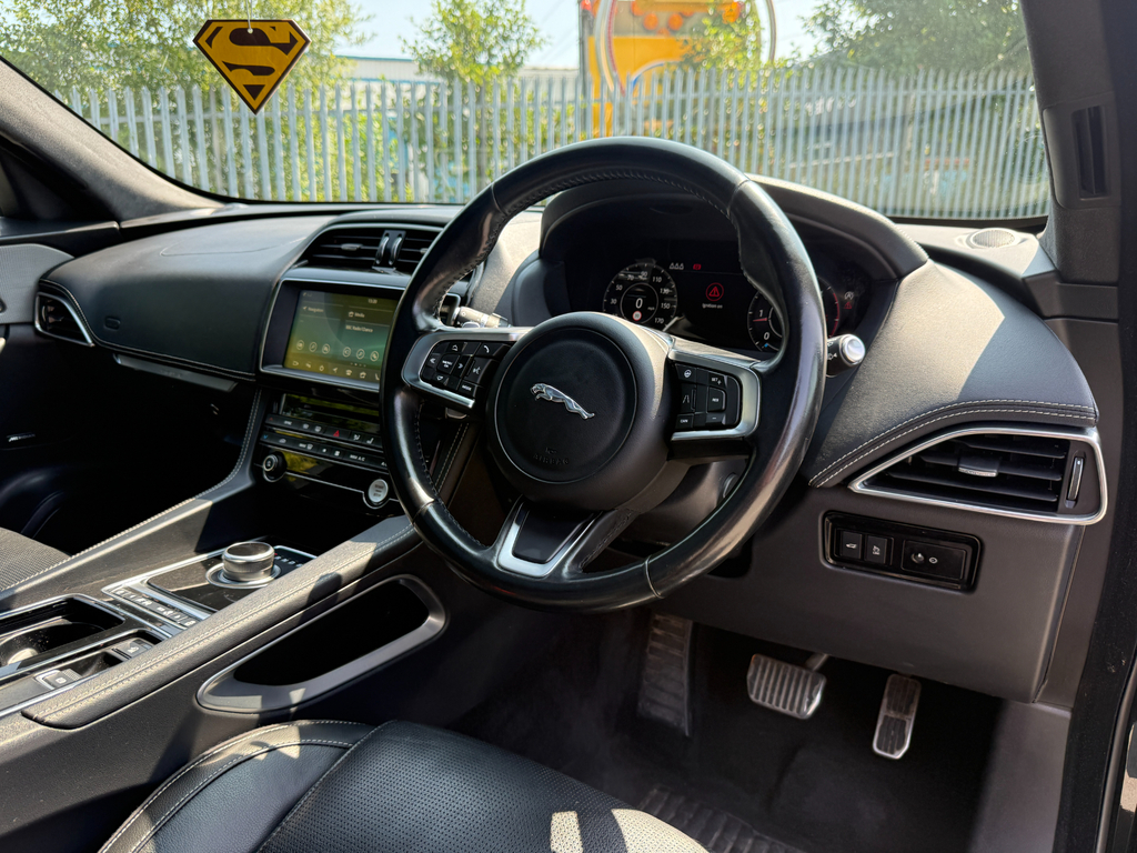 Jaguar F-Pace 2.0 D180 R-sport Awd Euro 6 Ss Black #28