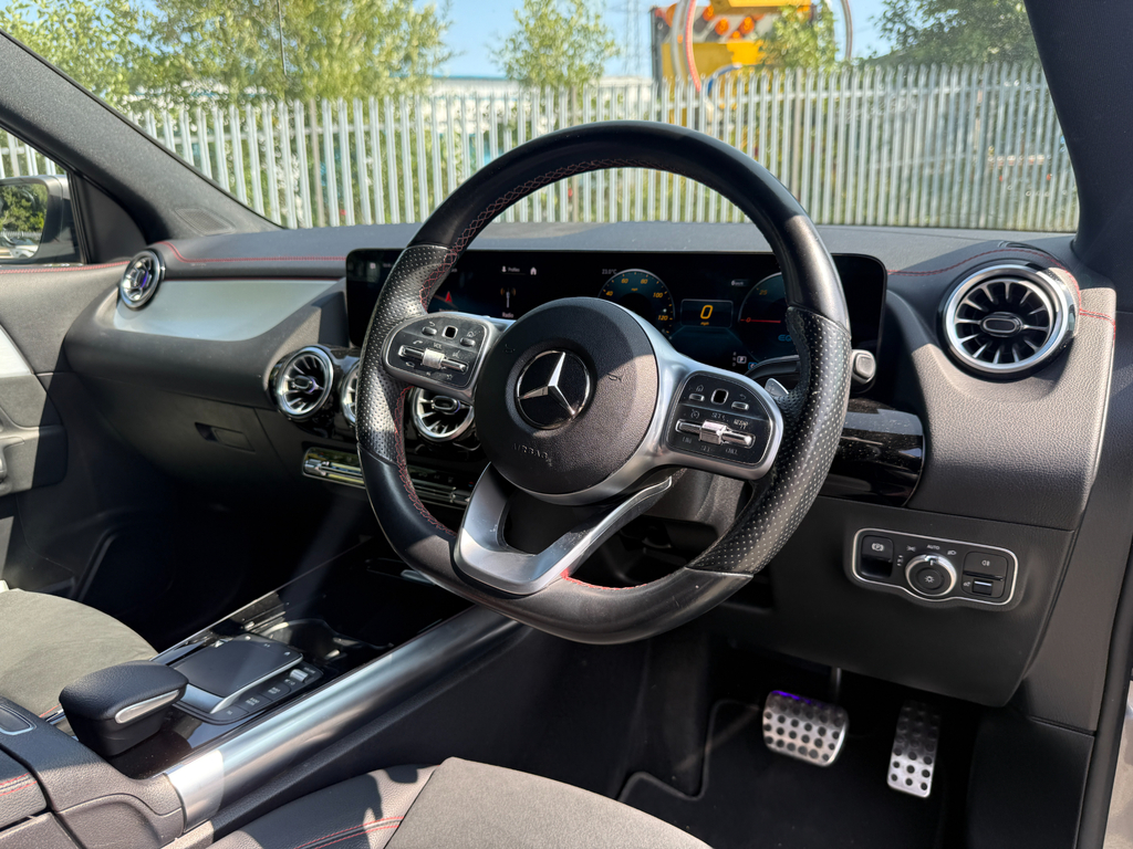 Mercedes-Benz EQA Eqa 250 140Kw Amg Line 66.5Kwh Grey #21