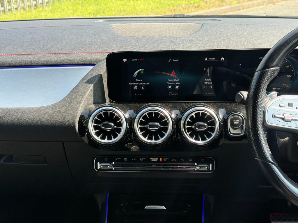 Mercedes-Benz EQA Eqa 250 140Kw Amg Line 66.5Kwh Grey #17