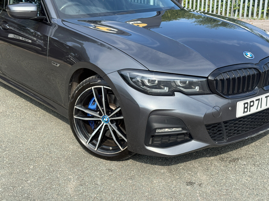 BMW 3 Series 2.0 12Kwh M Sport Touring Plug-in Hybri #3