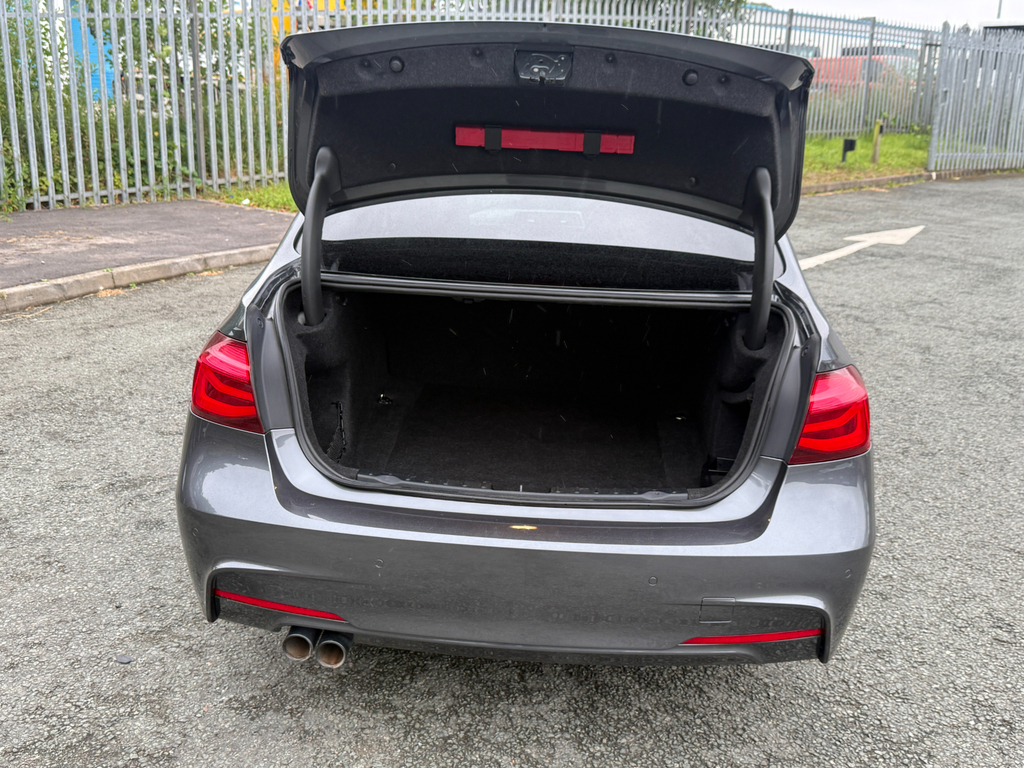 BMW 3 Series 2.0L 330E M Sport 181 Bhp Red #12