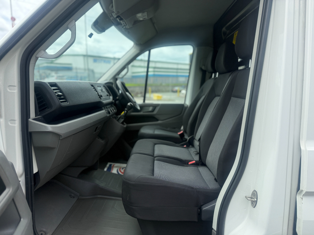 Volkswagen Crafter Cr35 Panel Van Trendline Mwb 140Ps 2.0 Tdi 6Sp Man Silver #9