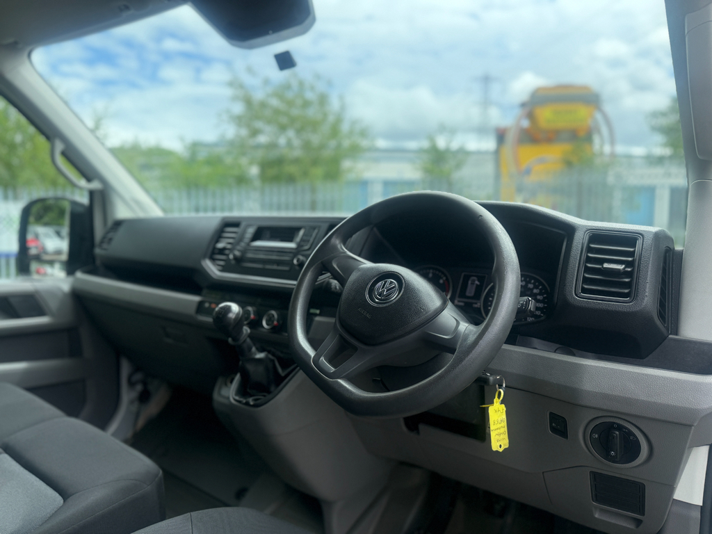 Volkswagen Crafter Cr35 Panel Van Trendline Mwb 140Ps 2.0 Tdi 6Sp Man Silver #20