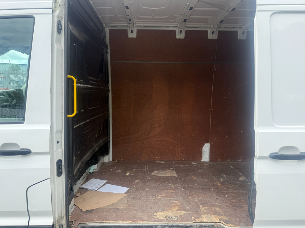 Volkswagen Crafter Cr35 Panel Van Trendline Mwb 140Ps 2.0 Tdi 6Sp Man Silver #15