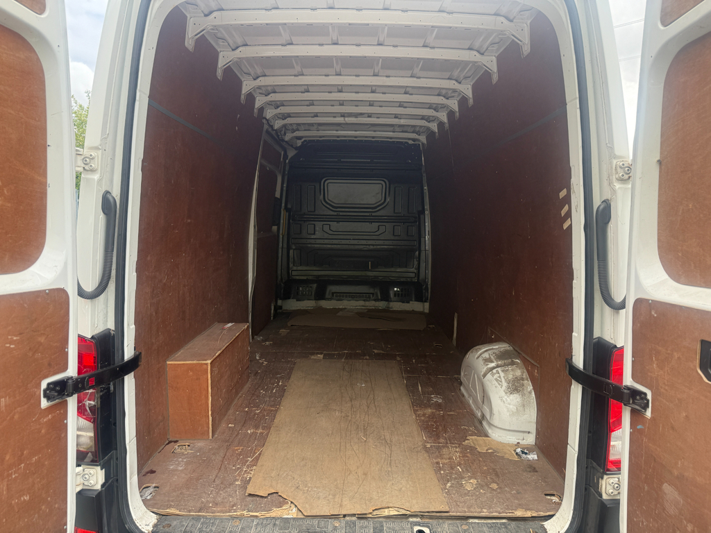 Volkswagen Crafter Cr35 Panel Van Trendline Mwb 140Ps 2.0 Tdi 6Sp Man Silver #16