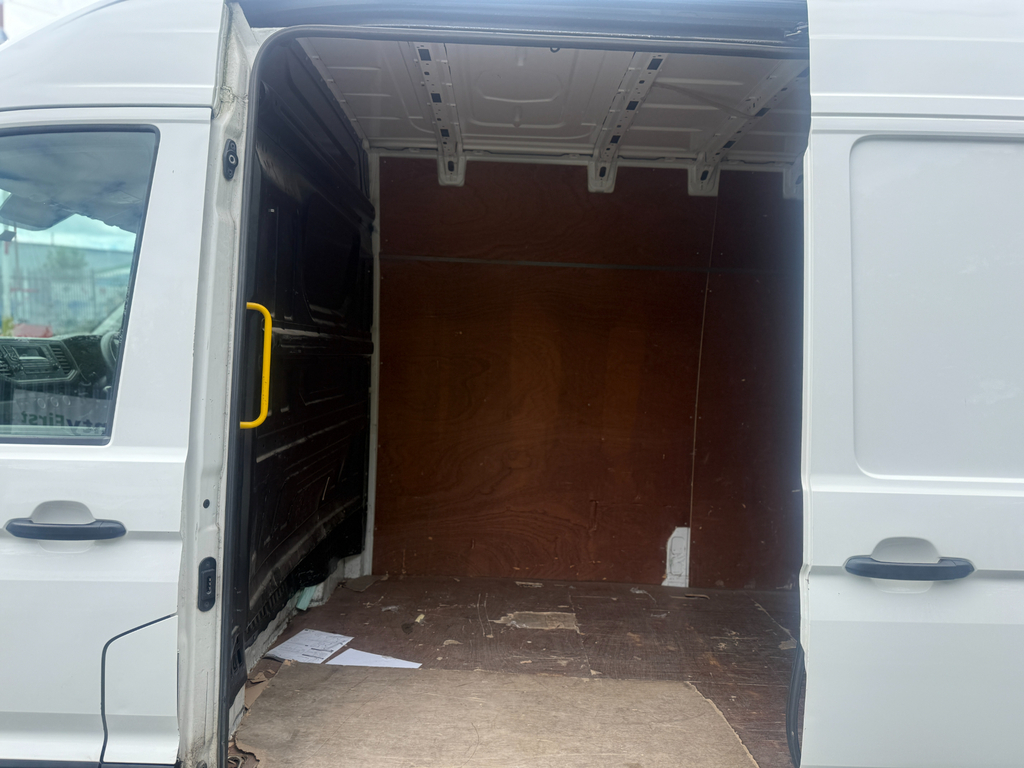Volkswagen Crafter Cr35 Panel Van Trendline Mwb 140Ps 2.0 Tdi 6Sp Man Silver #14