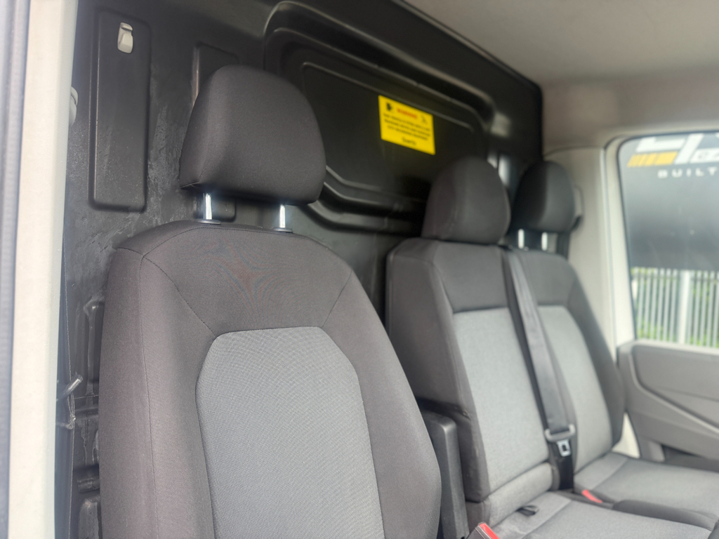 Volkswagen Crafter Cr35 Panel Van Trendline Mwb 140Ps 2.0 Tdi 6Sp Man Silver #19