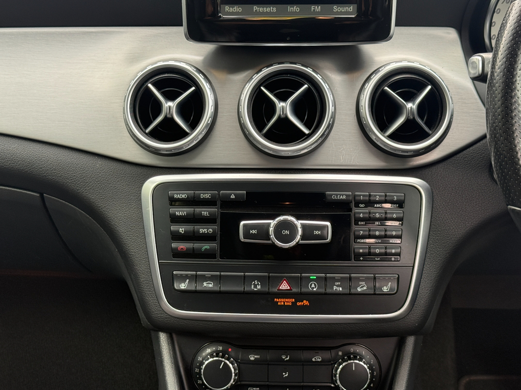 Mercedes-Benz GLA Class 2.1 Gla220 Cdi Amg Line Premium 4Matic Red #27