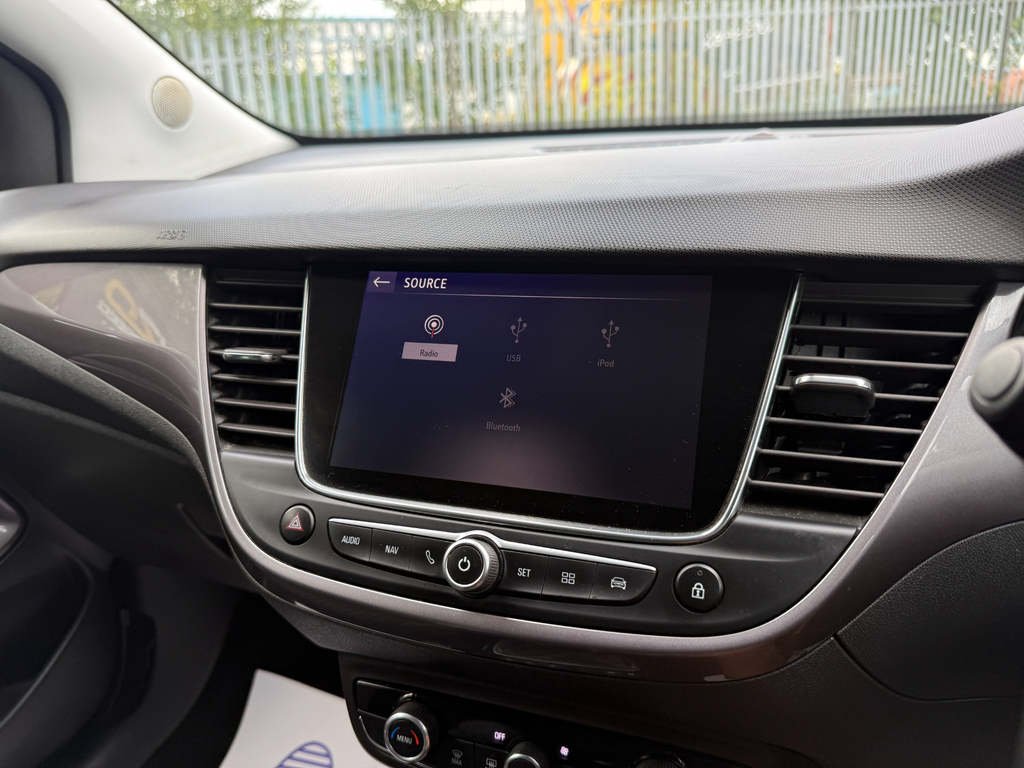 Vauxhall Crossland X X 1.6 Tech Line Nav Eco White #28