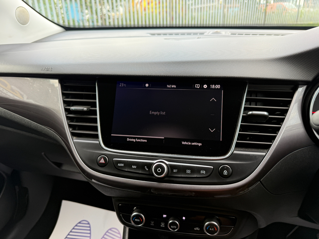 Vauxhall Crossland X X 1.6 Tech Line Nav Eco White #24
