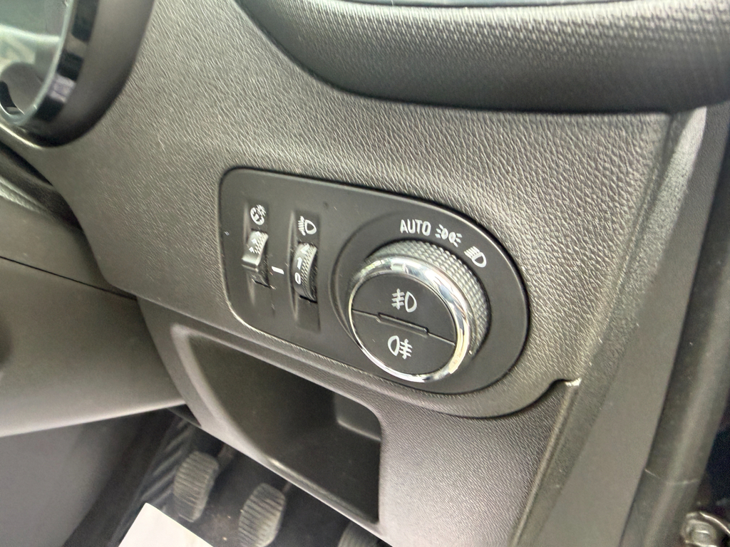 Vauxhall Crossland X X 1.6 Tech Line Nav Eco White #21