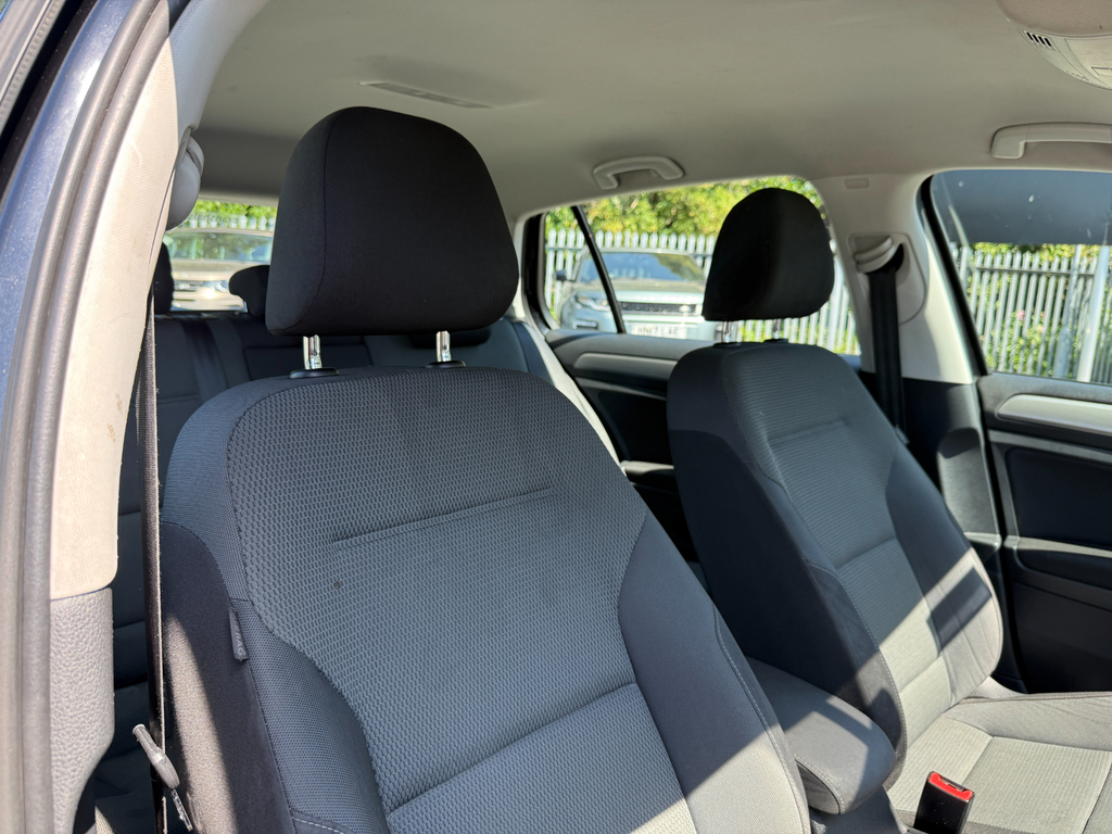 Volkswagen Golf Se Tsi Bluemotion Technology Dsg 5-Door Red #22