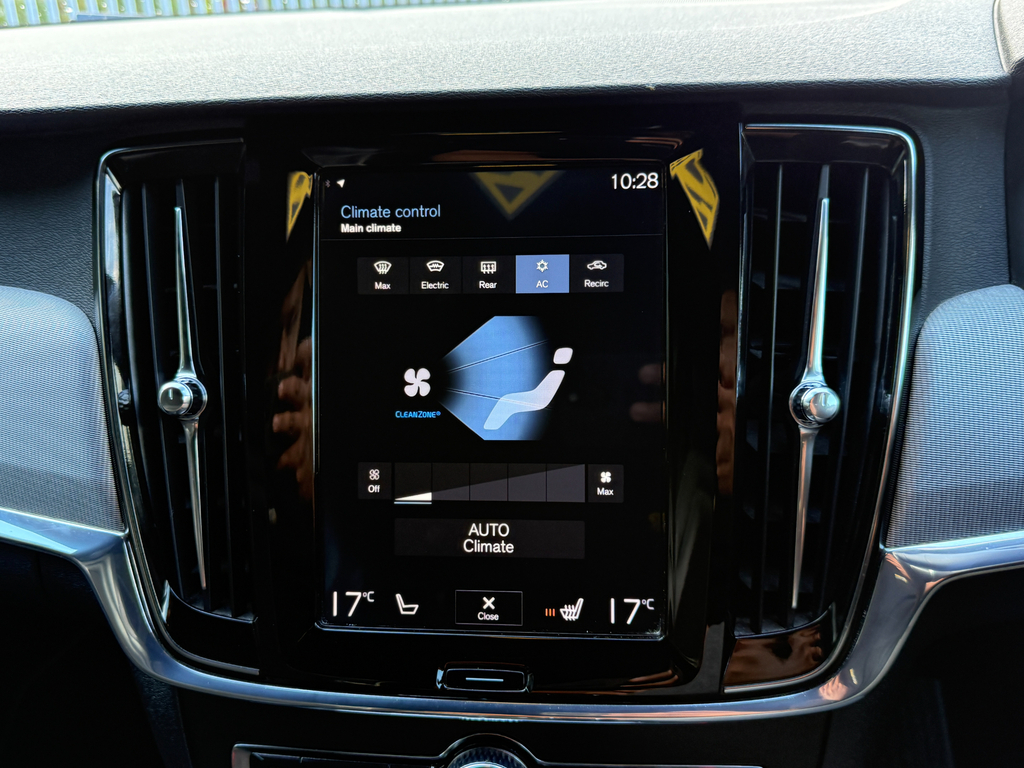 Volvo S90 2.0 D4 Momentum Saloon Euro 6 Ss Gold #32