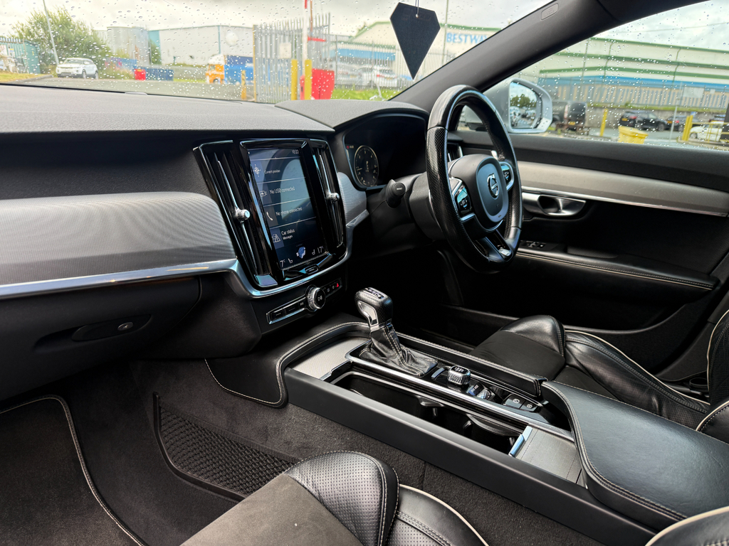 Volvo S90 2.0 D4 Momentum Saloon Euro 6 Ss Gold #17