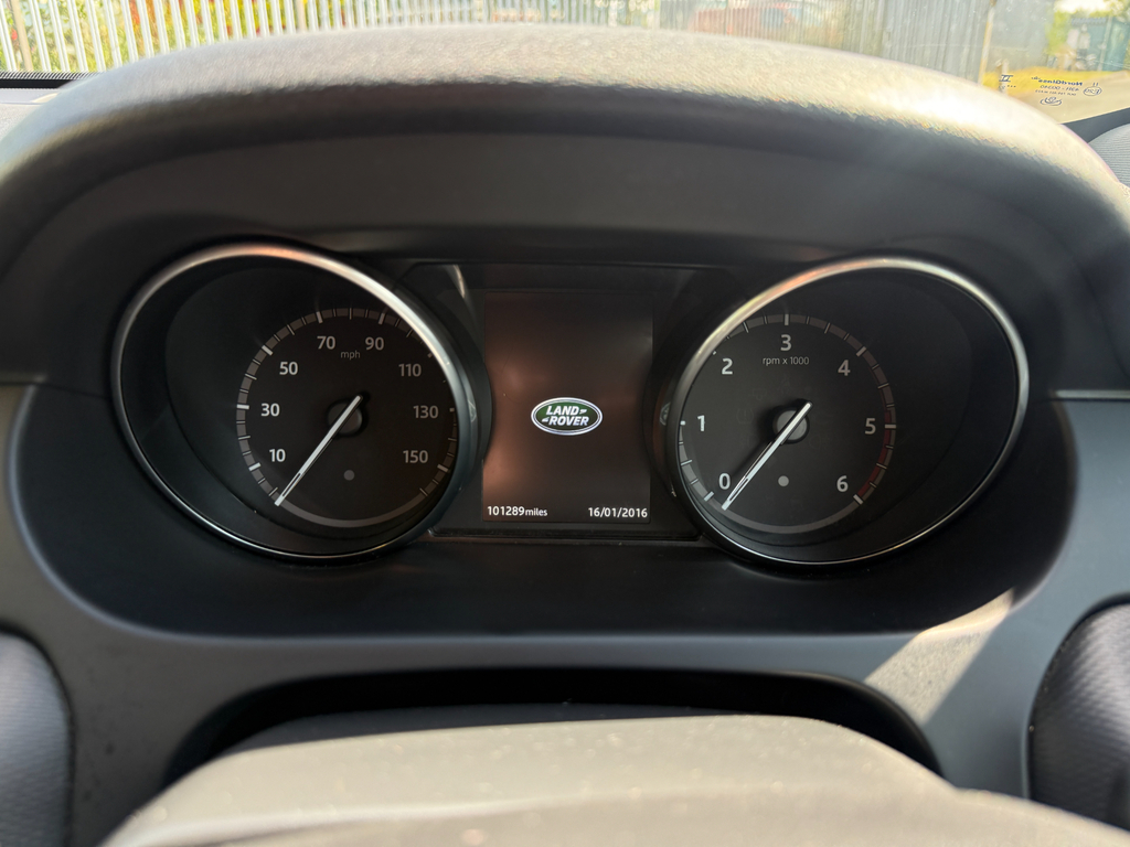 Land Rover Discovery Sport Suv Black #33