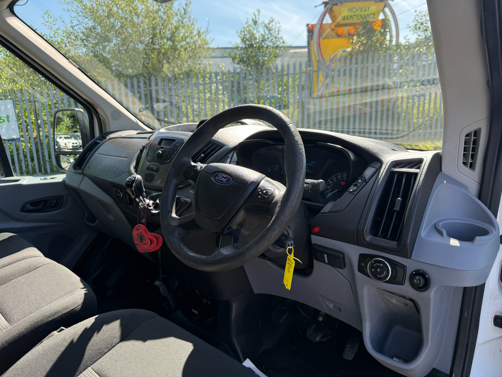 Ford Transit Custom Custom 290 Tdci 125 L2h1 Limited Lwb Low Roof Fwd Silver #17