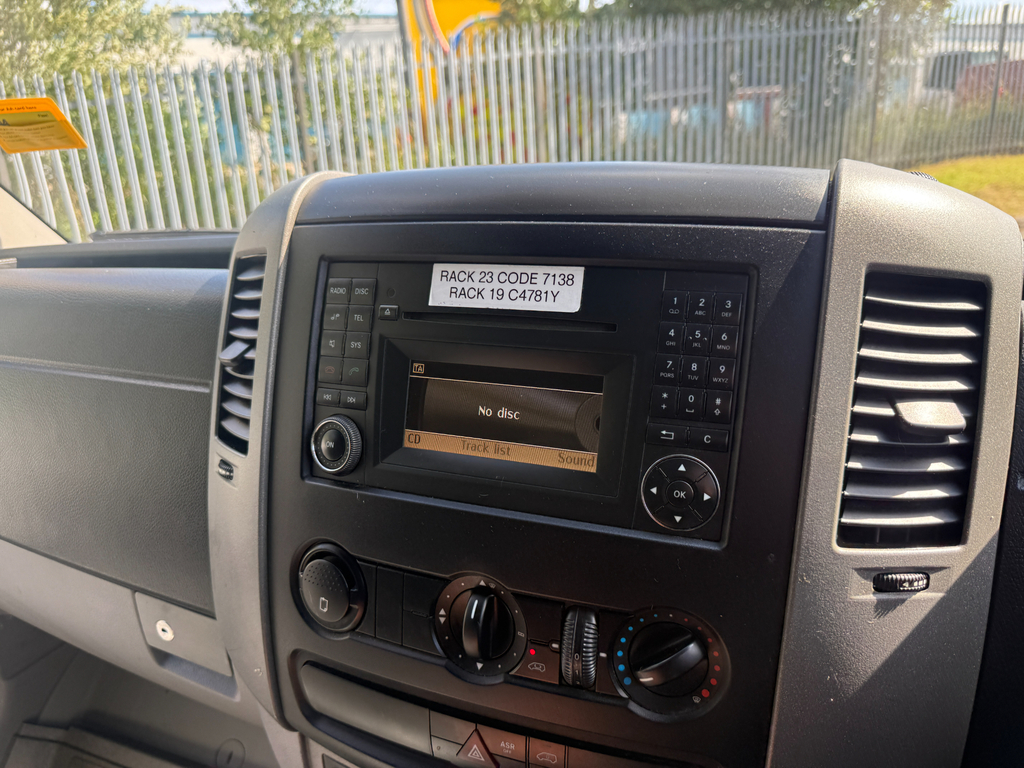 Mercedes-Benz Sprinter 2.1 316 Cdi Rwd L1 White #26