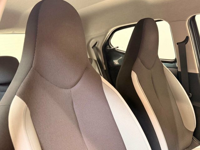 Toyota Aygo 1.0 Vvt-i X-pression Red #10