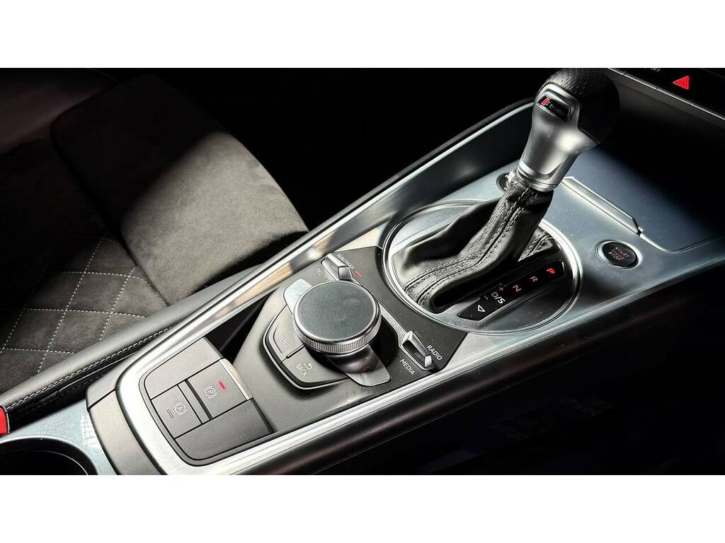 Audi TT Coup- Sport Edition 40 Tfsi 197 Ps S Tronic Black #15