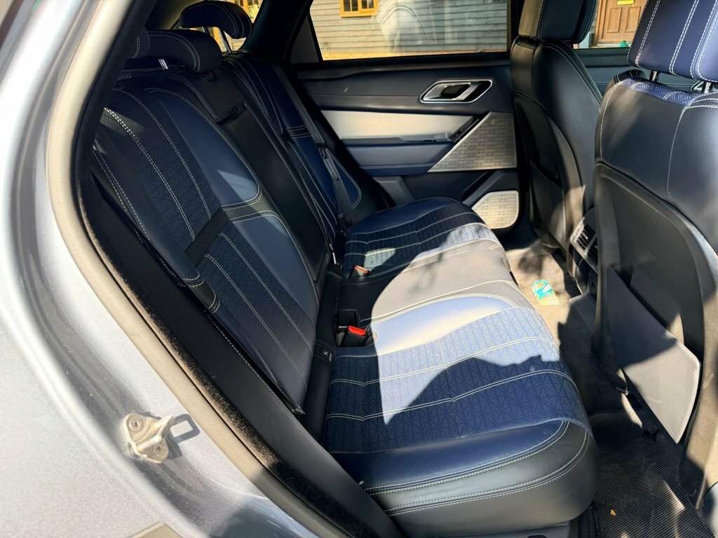 Land Rover Range Rover Velar 2L R-dynamic Hse Blue #2