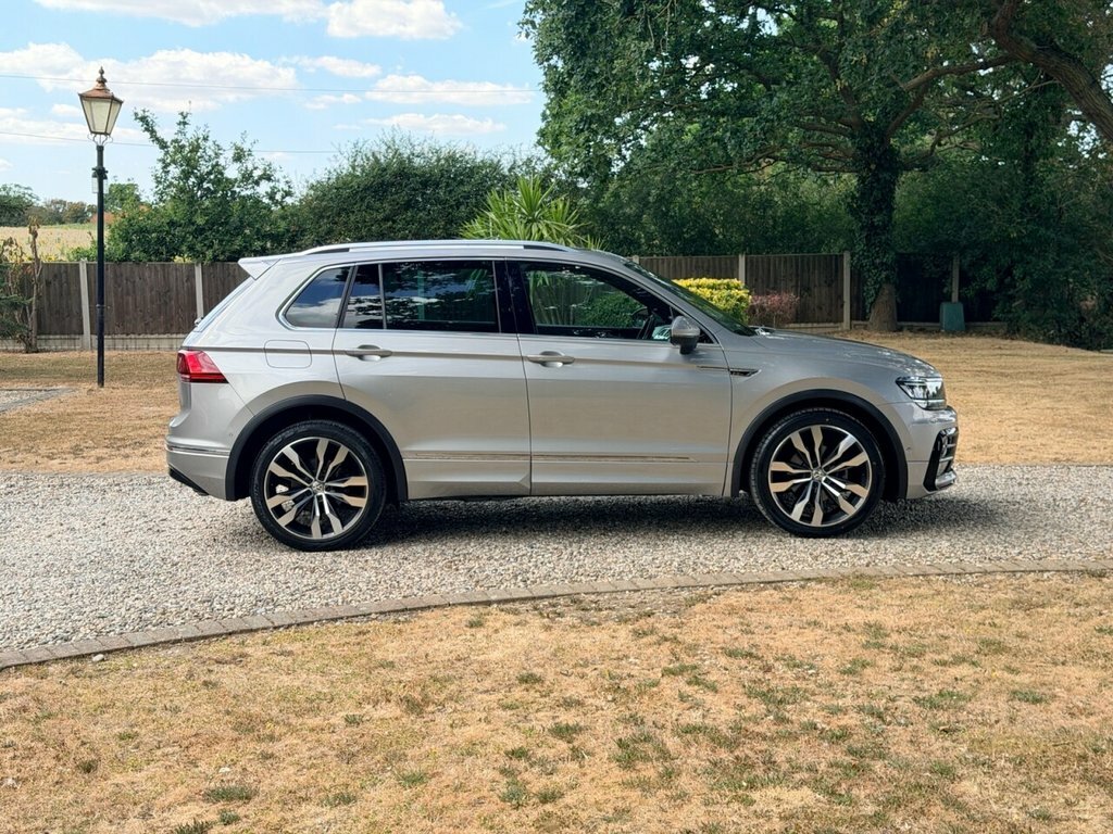 Volkswagen Tiguan 1.5L R-line Tech AE70WRW Silver #4