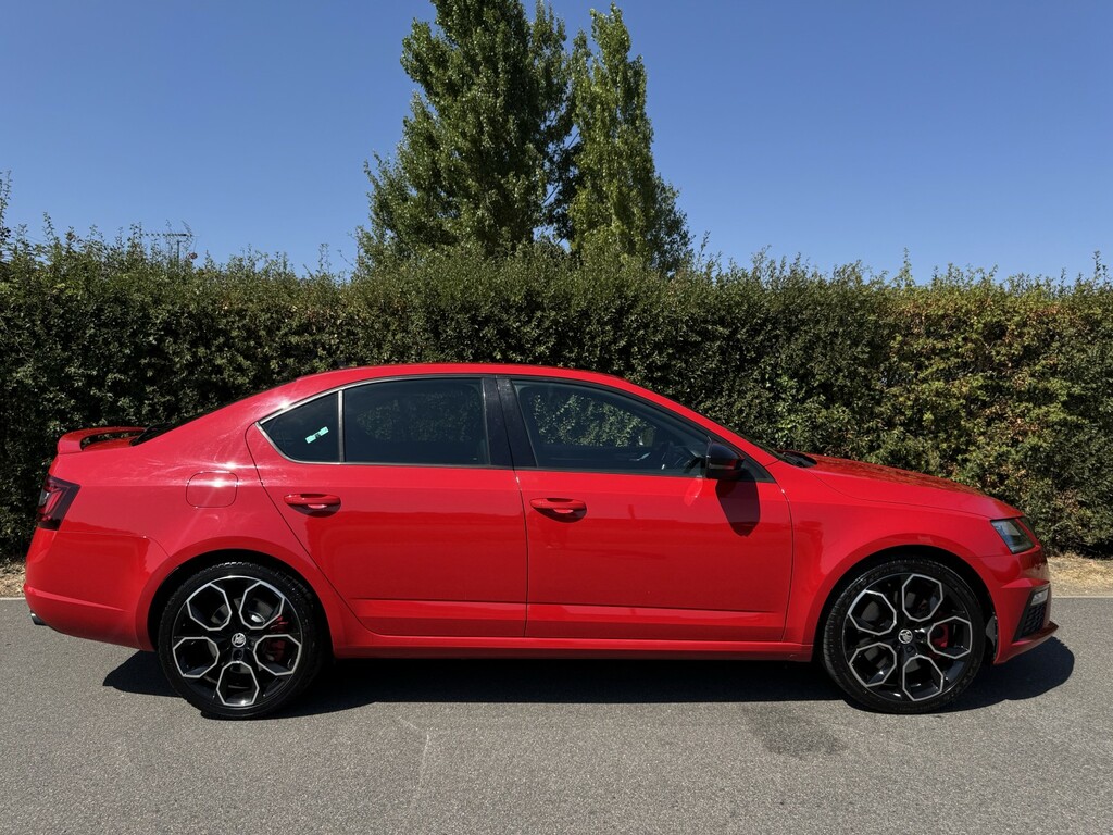 Skoda Octavia Hatchback 2.0 Tsi Vrs 201818 Red #3