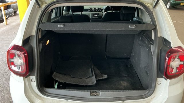 Dacia Duster Sce Prestige Suv White #6