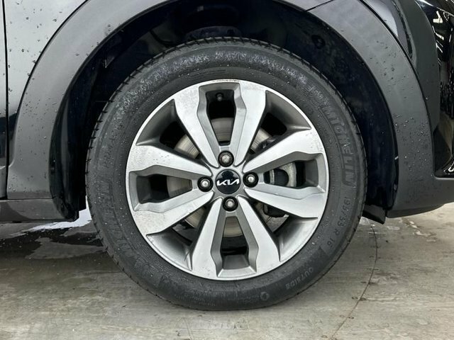 Kia Stonic T-gdi 2 Suv Black #3