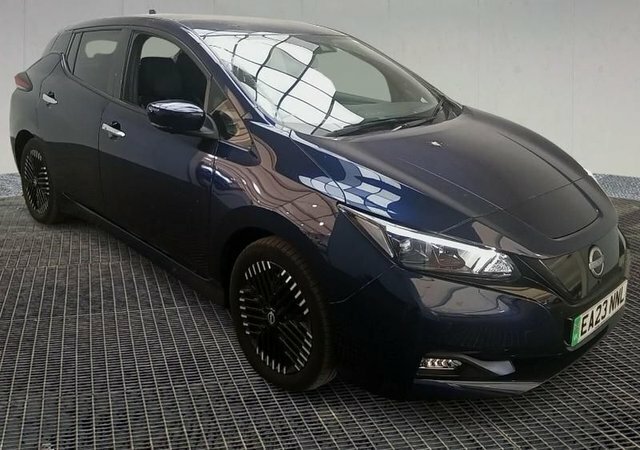 Nissan Leaf Tekna Hatchback Blue