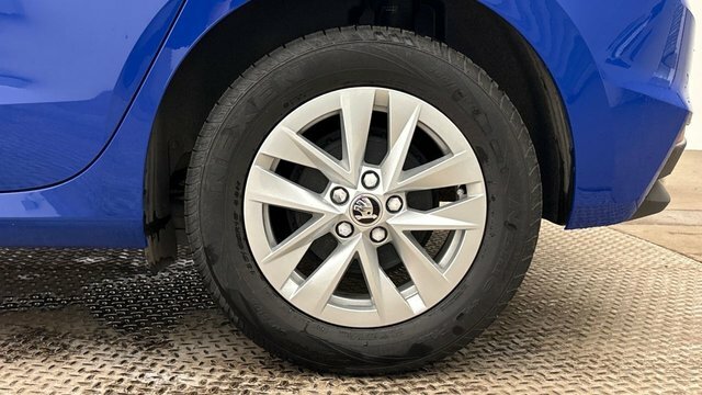 Skoda Fabia Tsi Se Comfort Hatchback Blue #4