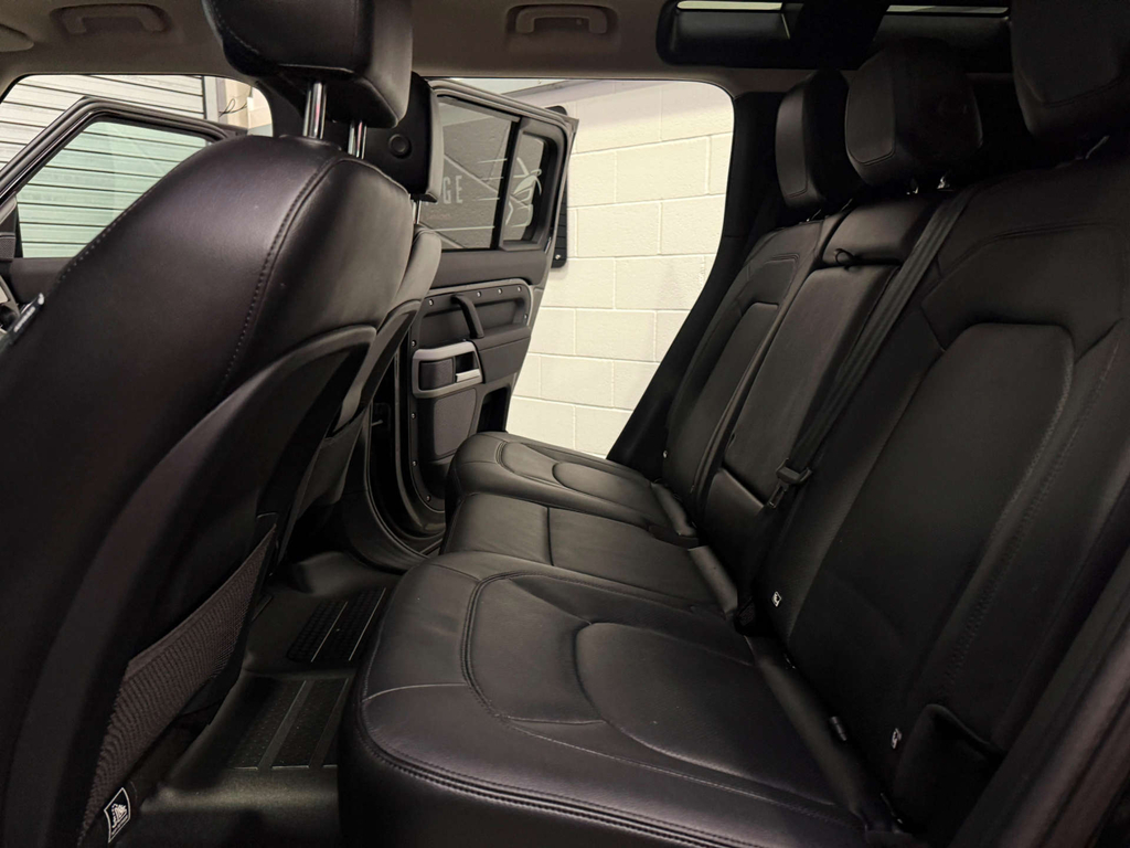 Land Rover Defender Xs Edition D Mhev A Black #18