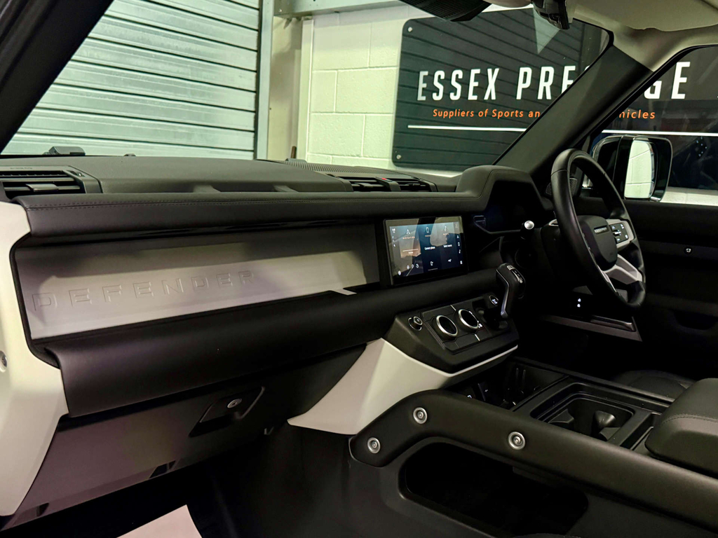 Land Rover Defender Xs Edition D Mhev A Black #16