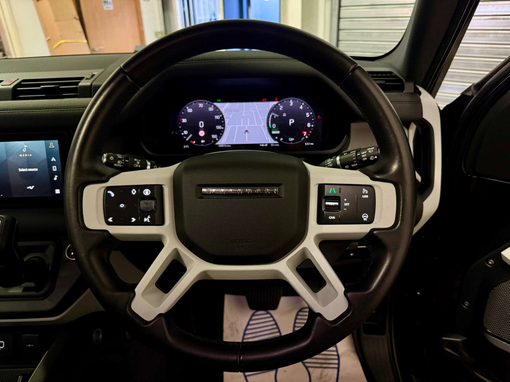 Land Rover Defender Xs Edition D Mhev A Black #13