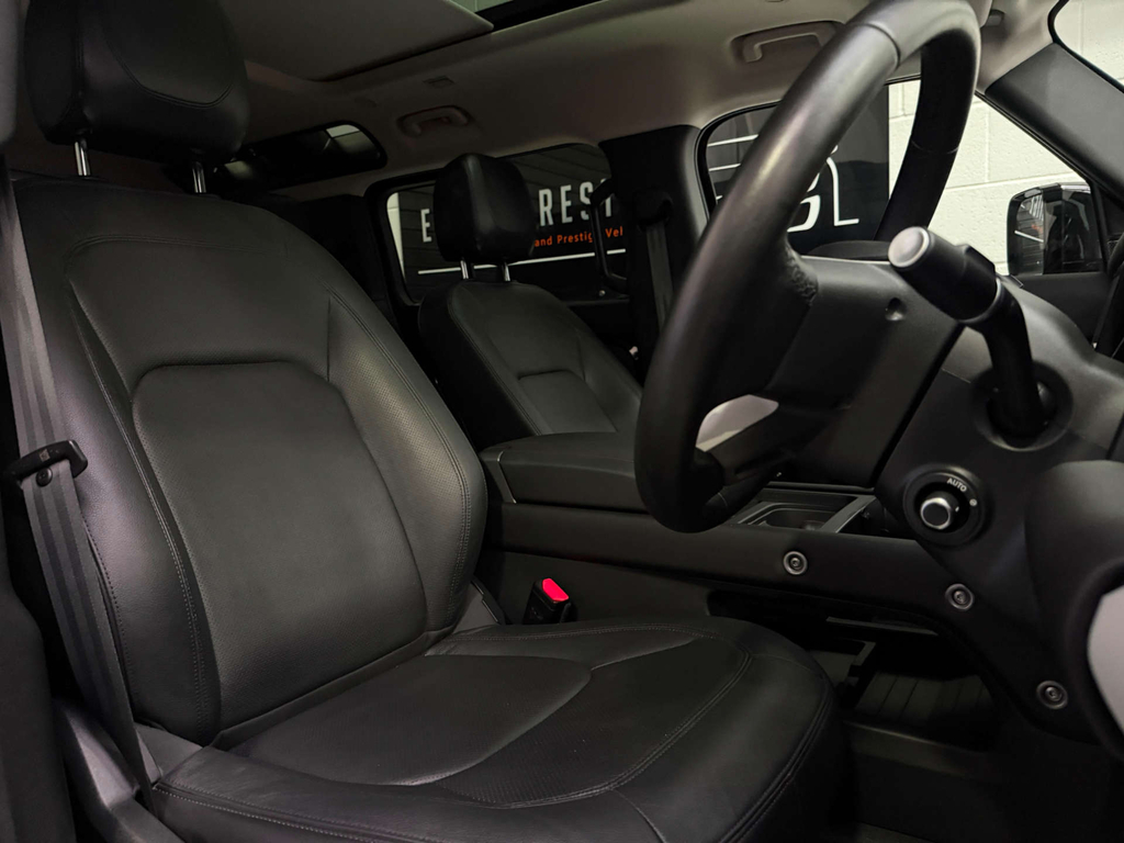 Land Rover Defender Xs Edition D Mhev A Black #15