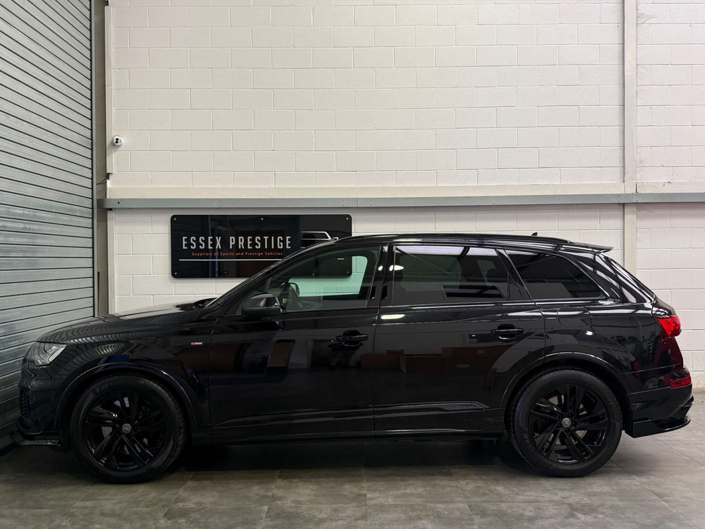 Audi Q7 S Line 55 Tfsi E Quattro 4Wd Black #4