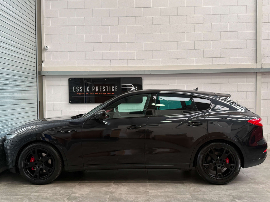 Maserati Levante D V6 4Wd Black #4