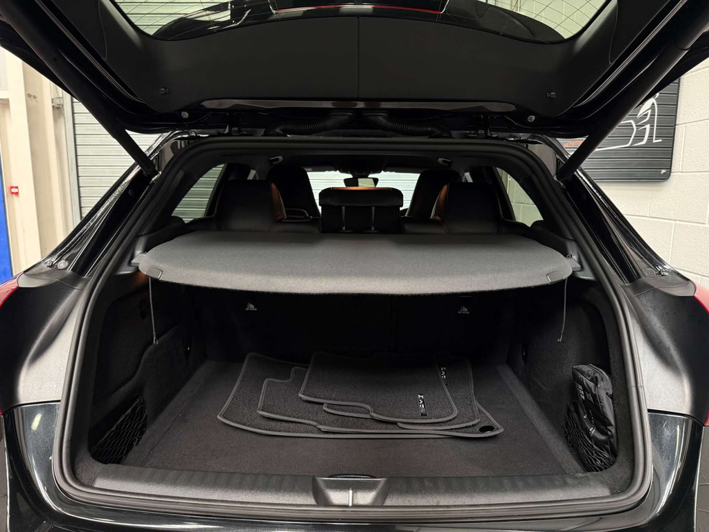 Mercedes-Benz GLA Class 180 Urban Edition Grey #24