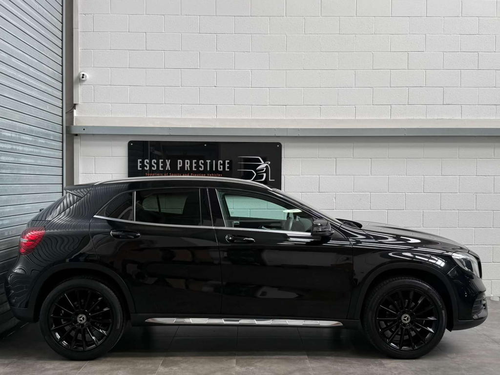 Mercedes-Benz GLA Class Amg Line Edition #5
