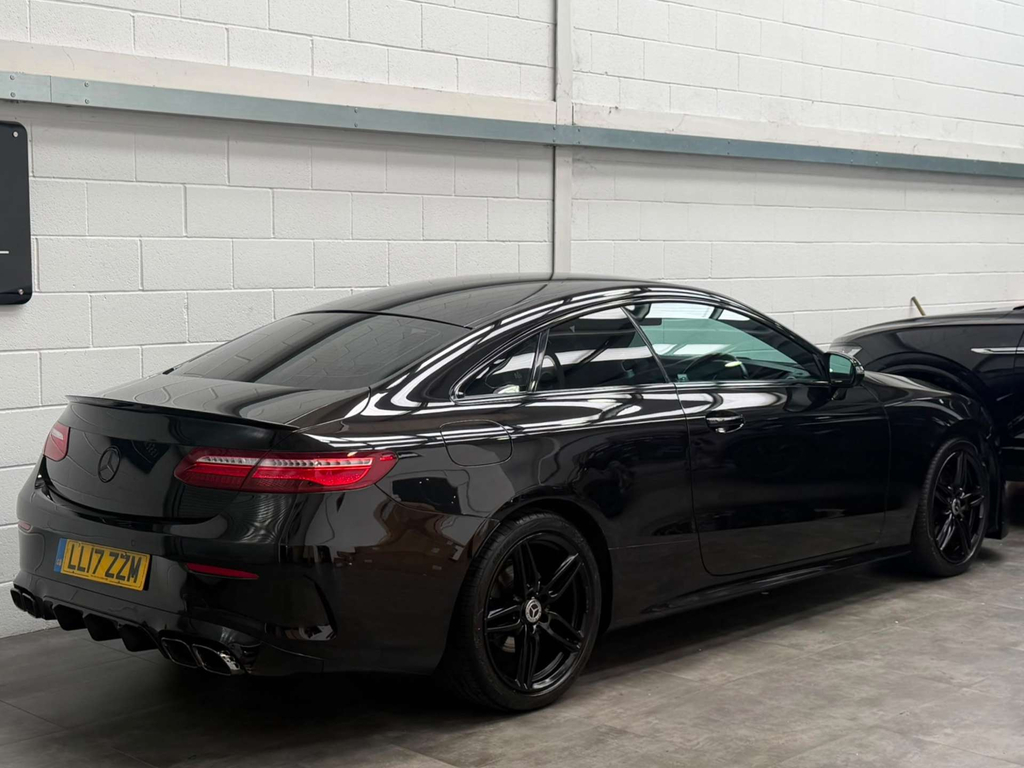 Mercedes-Benz E Class Amg Line Black #6