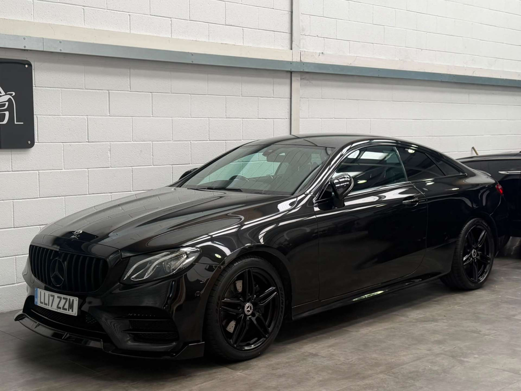Mercedes-Benz E Class Amg Line Black #3